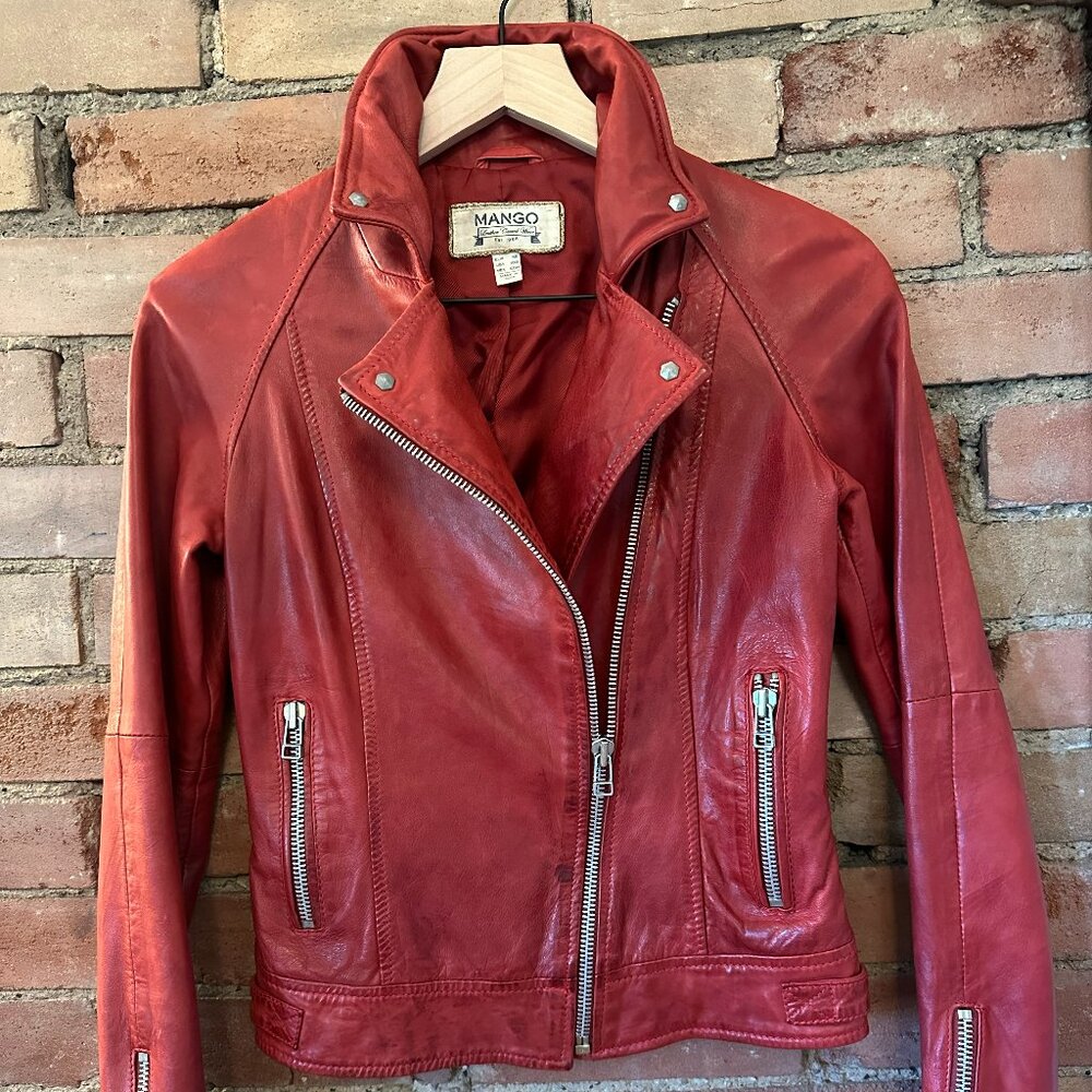 🔥 MANGO Supple Red Leather Biker Jacket – EU XS 🔥